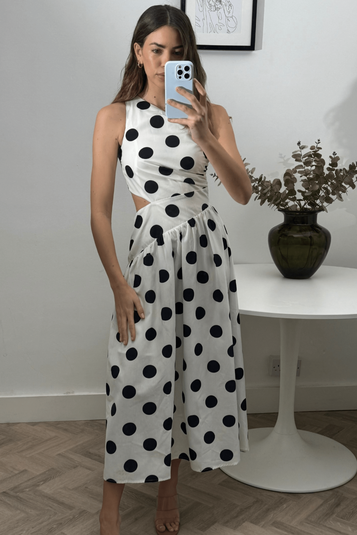 Jasmine Cut Out One Shoulder Dress in Mono
