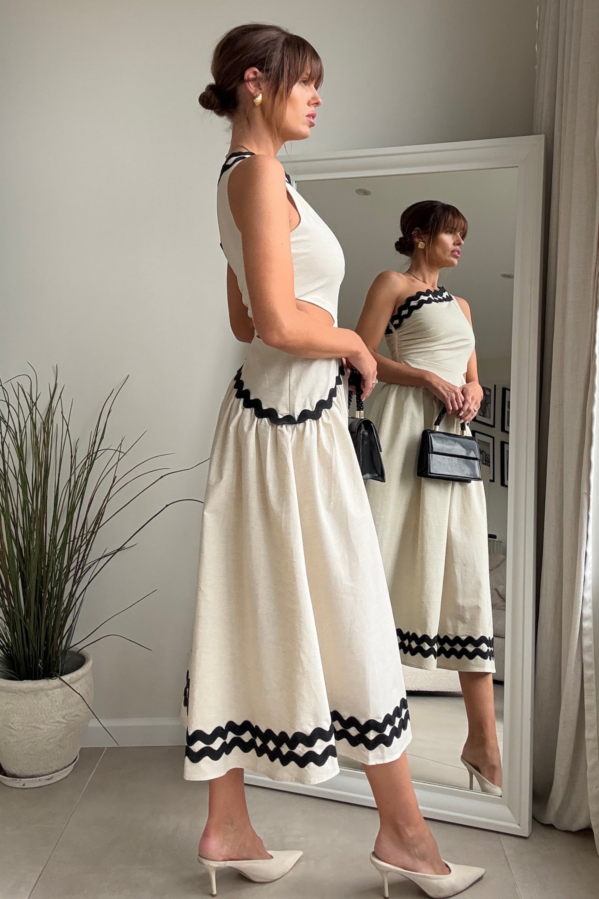 Jasmine Scallop Trim Dress