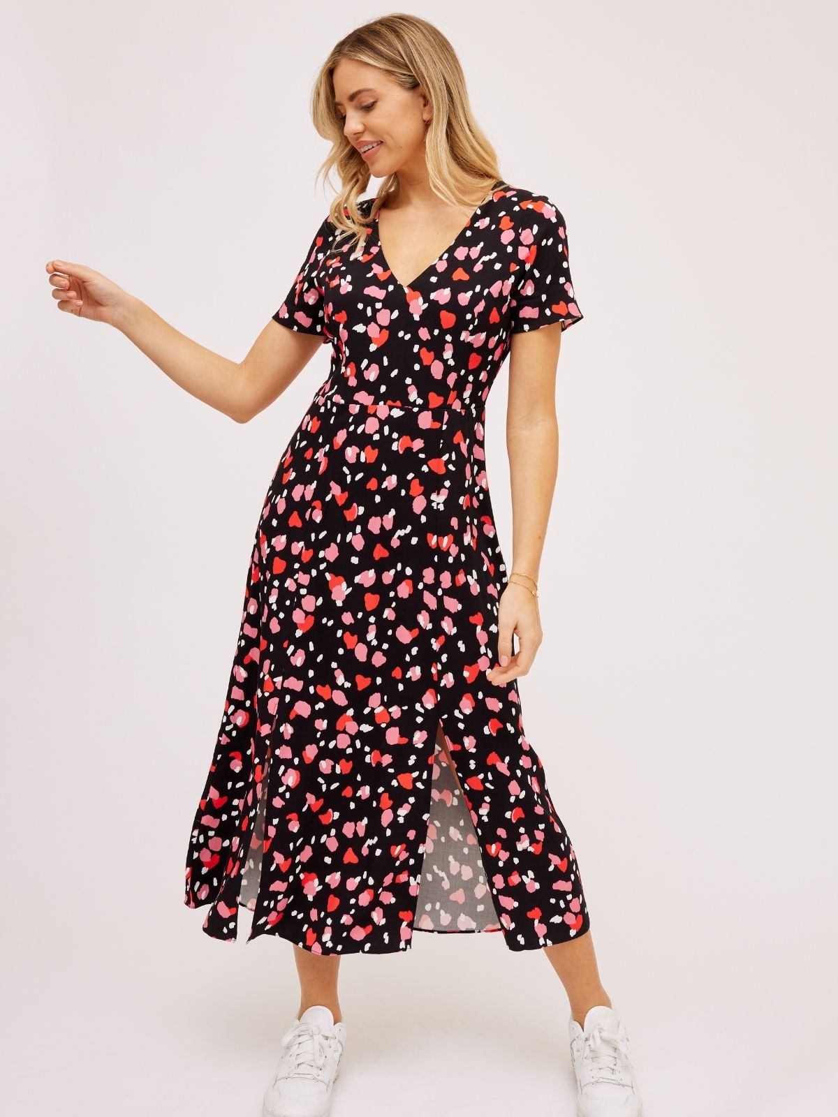 Heart Print Midi Dress | Winnie V Neck Midi Dress – Style Cheat