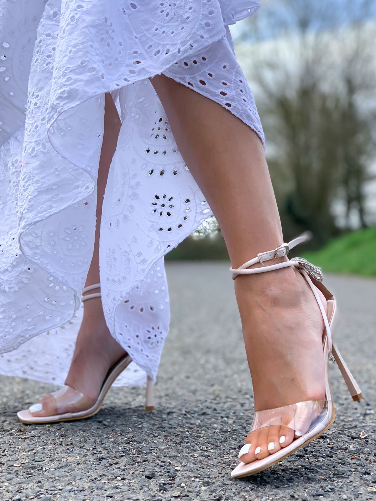 Women Rhinestone Decor Chunky Heeled Strappy Sandals, Glamorous Summer Heeled  Sandals | Shoes heels prom, Wedding shoes brides heels, Sandals heels