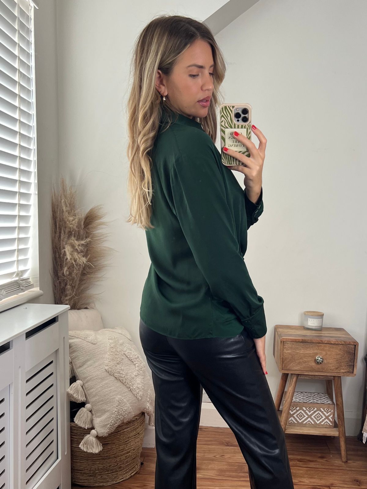 Evie Satin Front Twist Shirt / Green