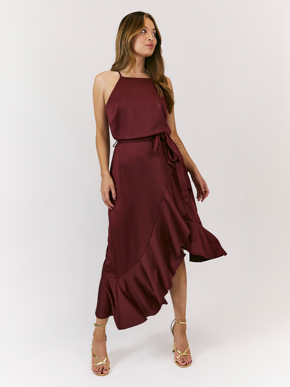Ariana Halter Frill Dress / Mulberry Red