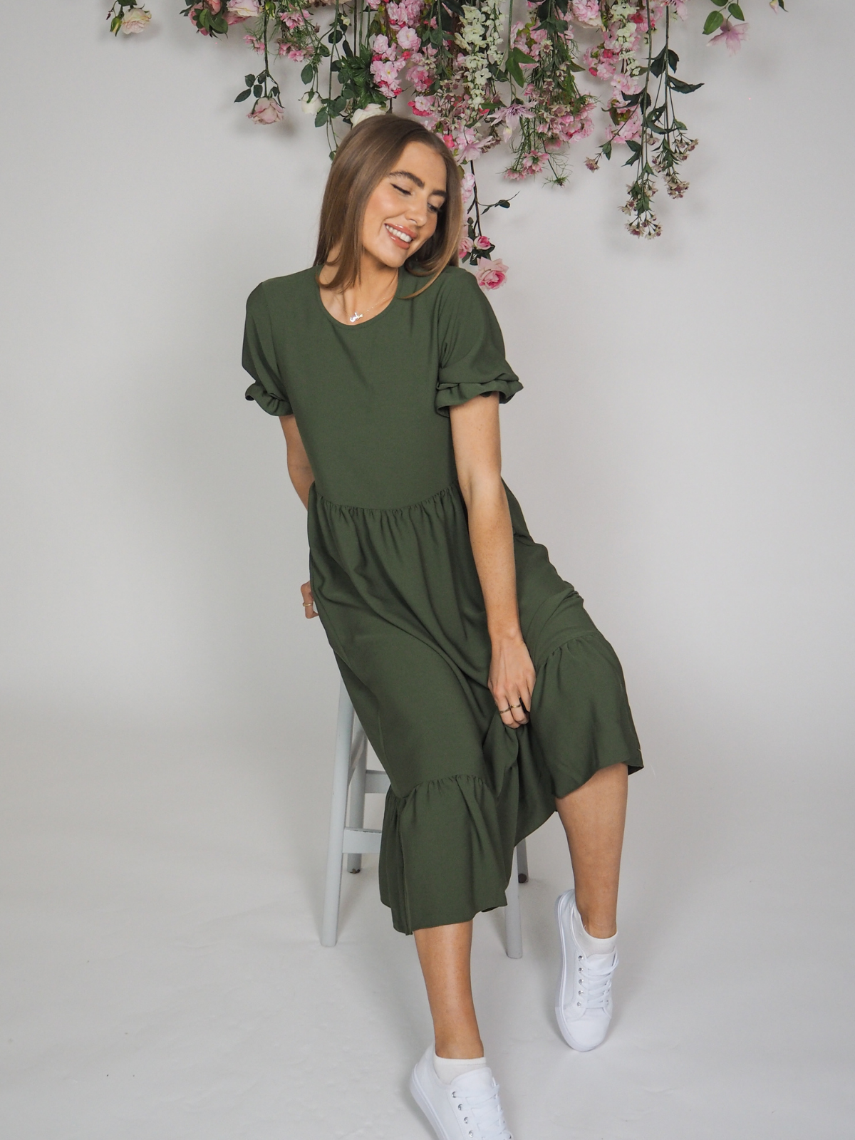Khaki smock 2024