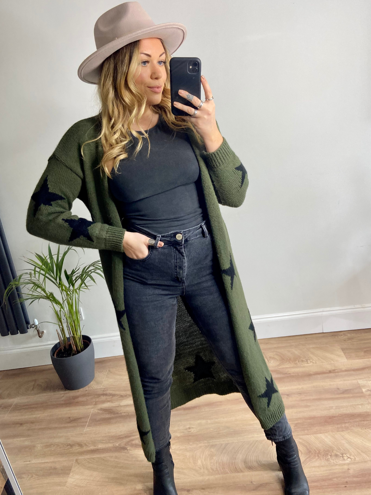 Khaki cardigan outfit 2025