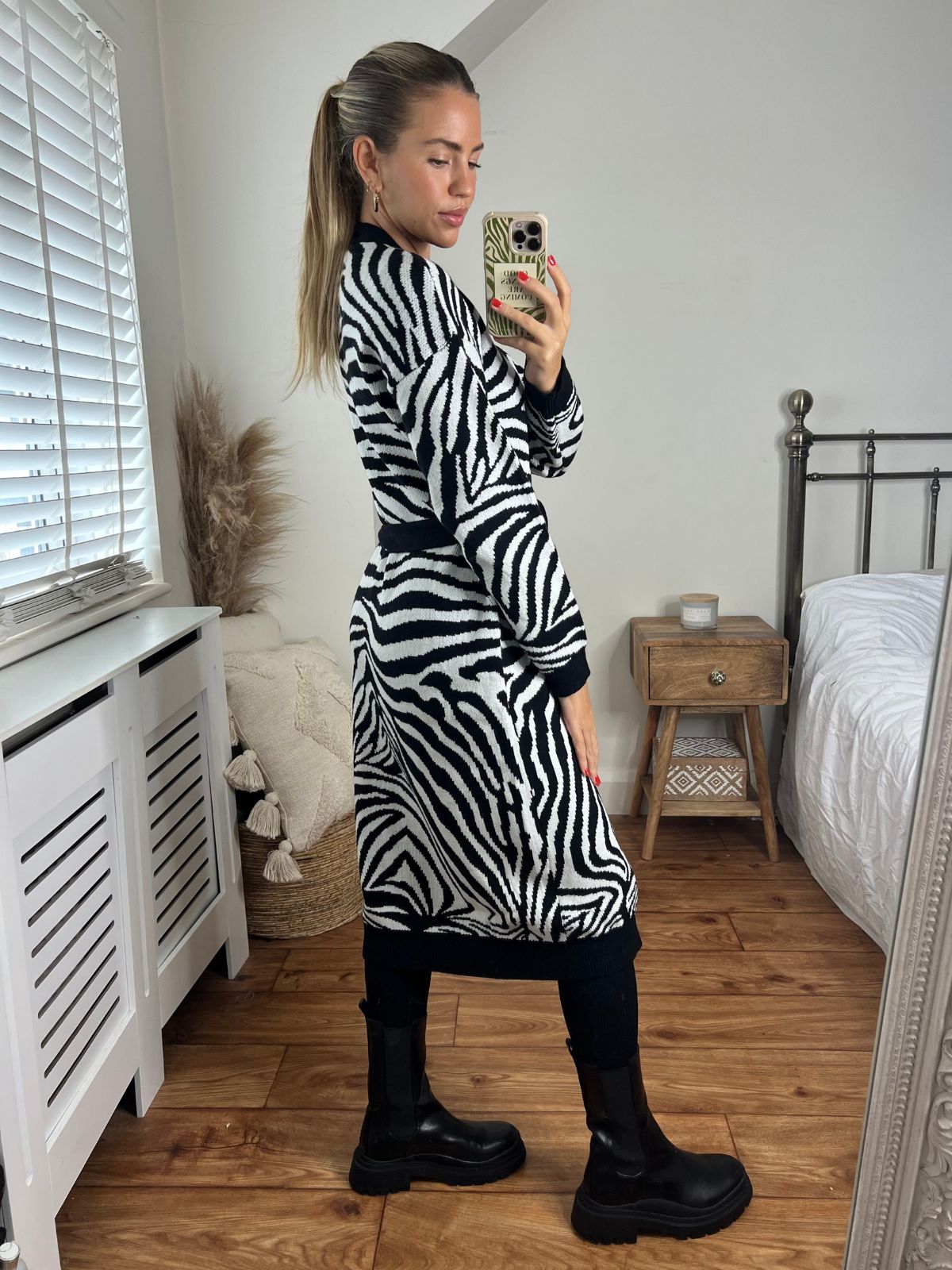 Eloise Zebra Print Long Cardigan / Mono