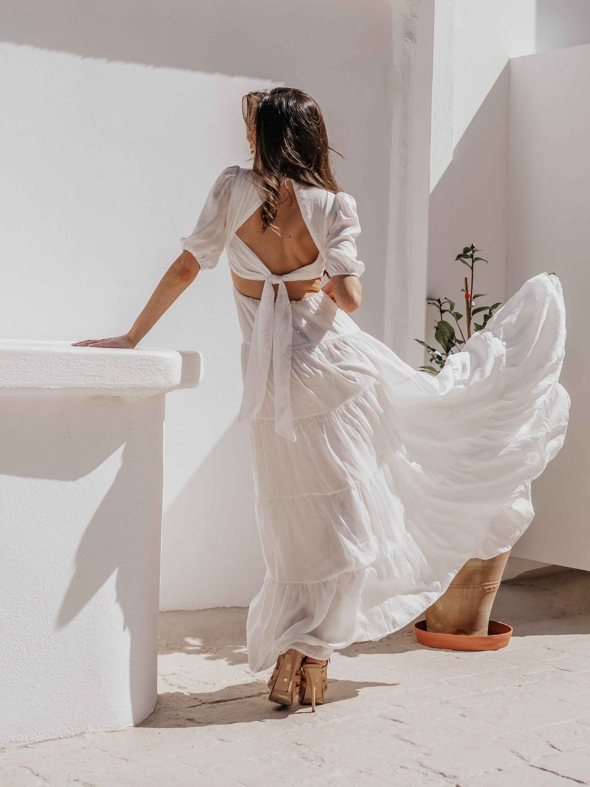Zoe Tiered Cutout Maxi Dress / White