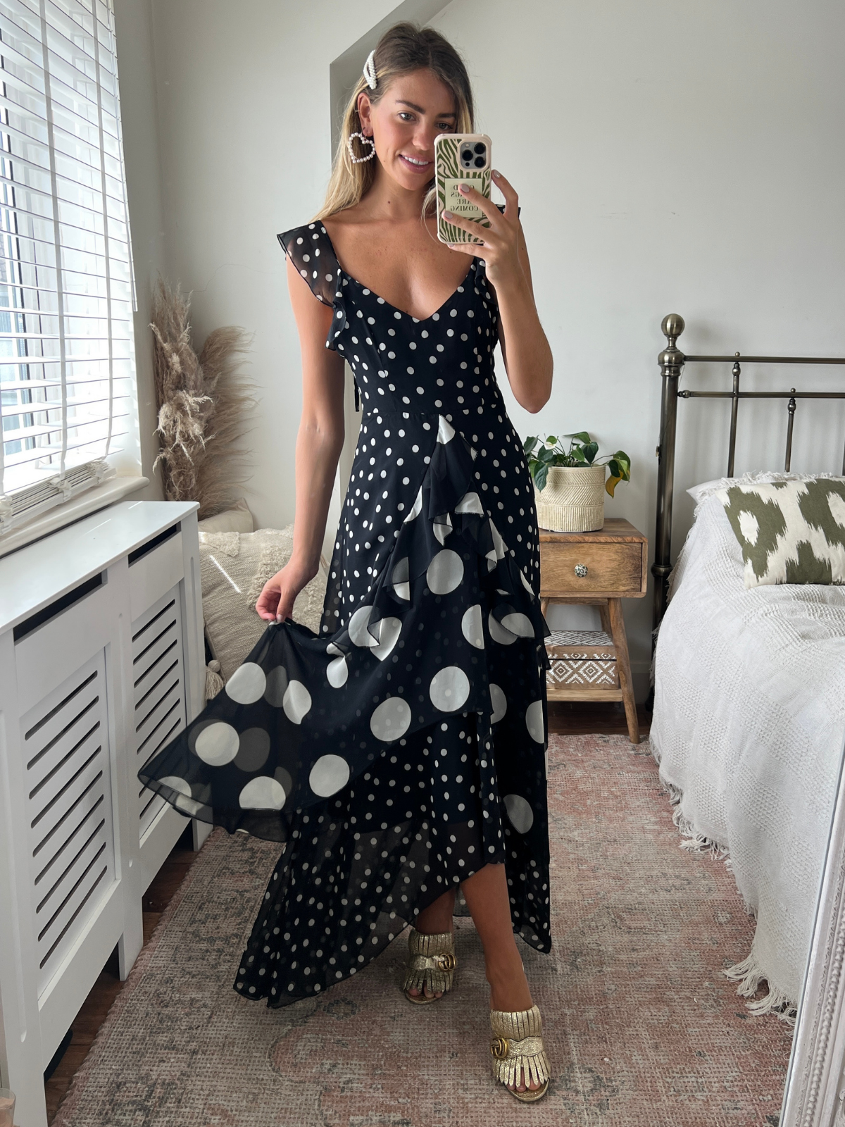 Bella Ruffle Detail Maxi Dress / Mono Spot