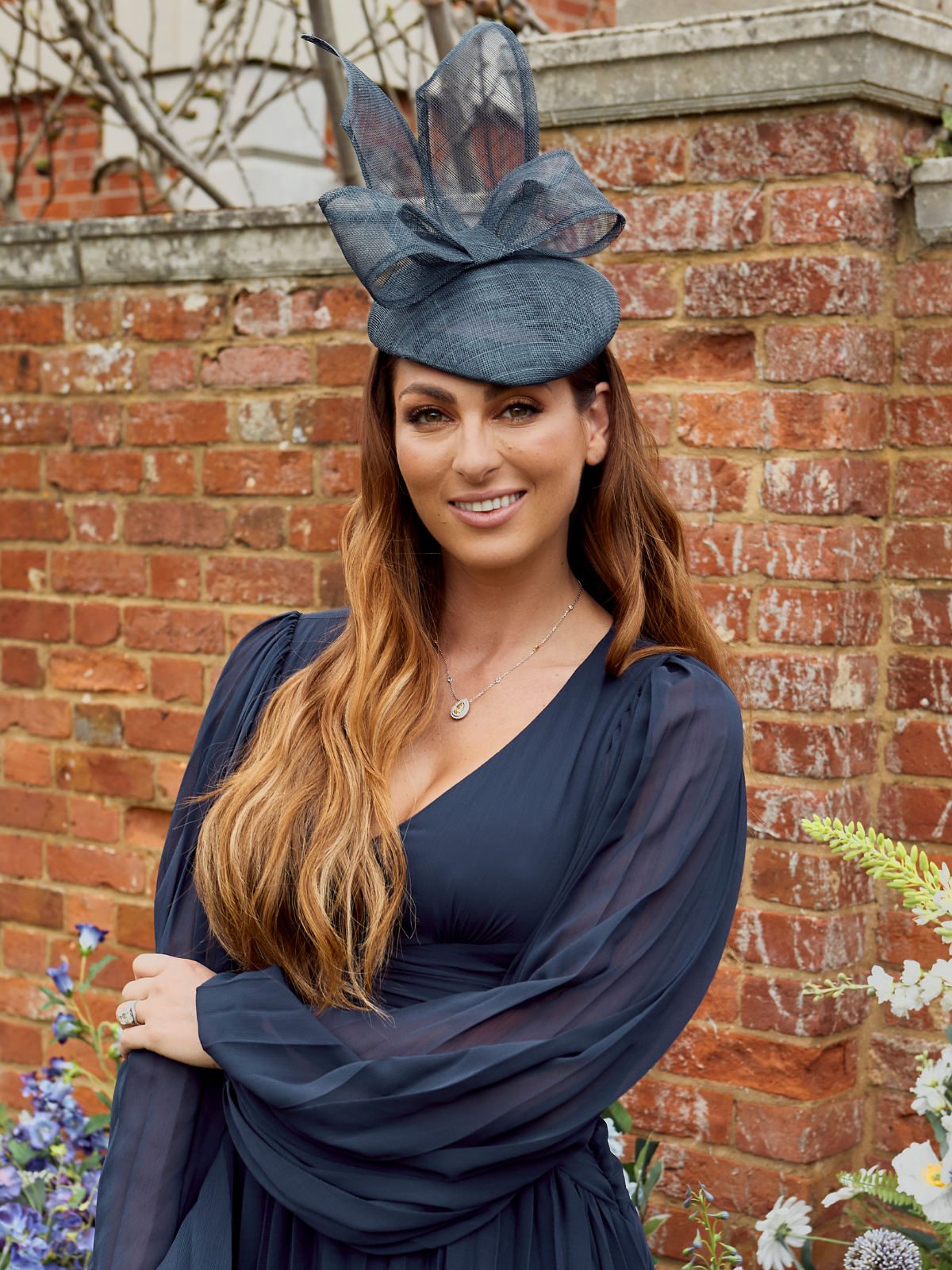 Cheltenham Button Bow Hat Navy Style Cheat